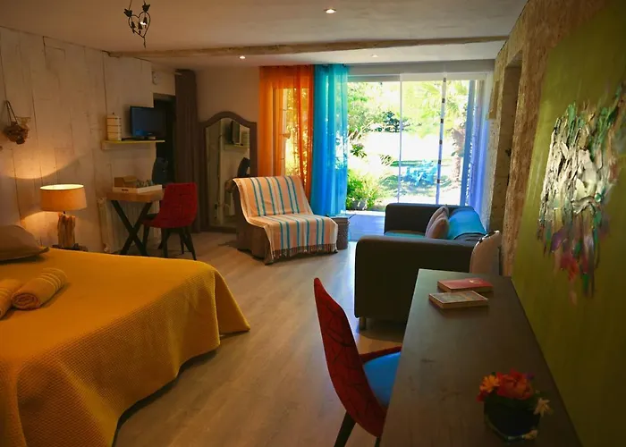 Lacoste Hétvégi ház Sainte-Colombe-en-Bruilhois